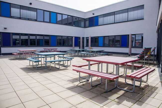 Pausenhof der IB Beruflichen Schulen Asperg